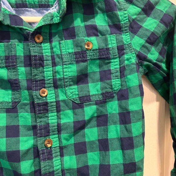 Crazy 8 Boys Green Navy Buffalo Plaid Button Down Shirt Sz 5/6 St. Patricks Day - Picture 2 of 7
